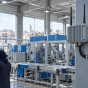 Équipe ALLSAFE SOLUTIONS en réunion autour d’un ordinateur portable